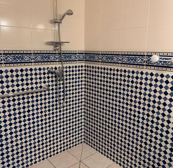 Номер Стандарт Адаптированный для Инвалидов, Les Logis Du Breuil