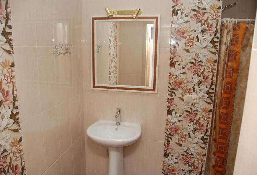 Łóżko we Wspólnym Pokoju, Green Apple Hostel