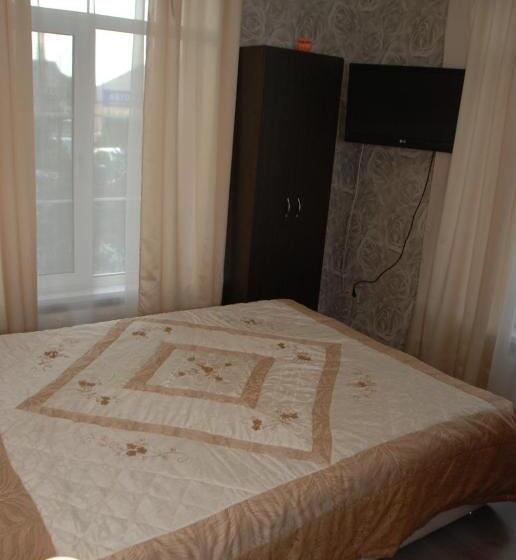 Pokój Rodzinny Wspólna Łazienka, Green Apple Hostel