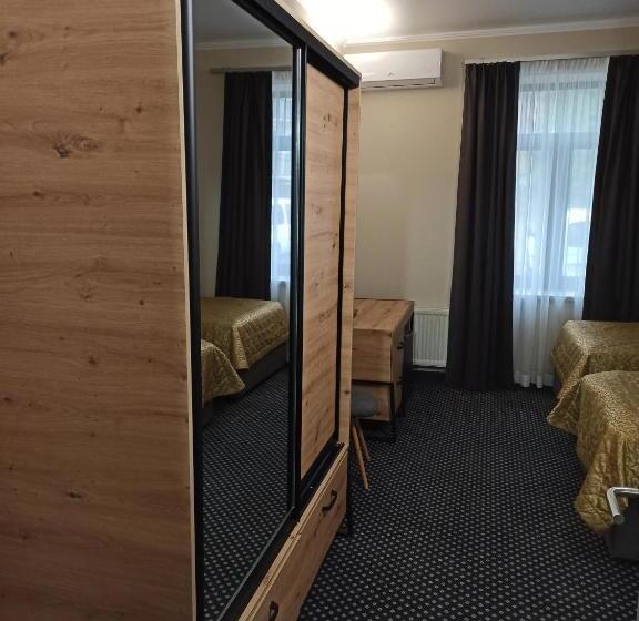 Номер Стандарт, вілла ягуся