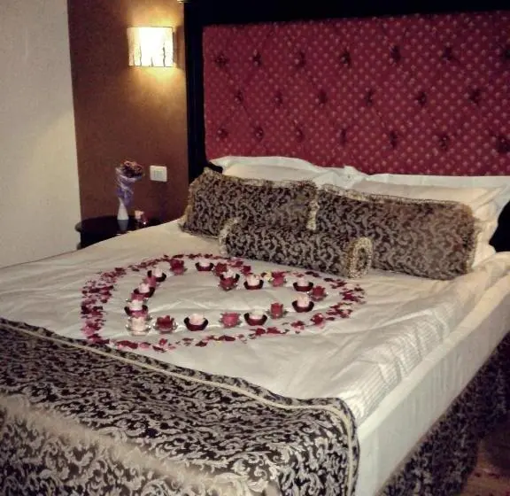 اتاق استاندارد, Galany