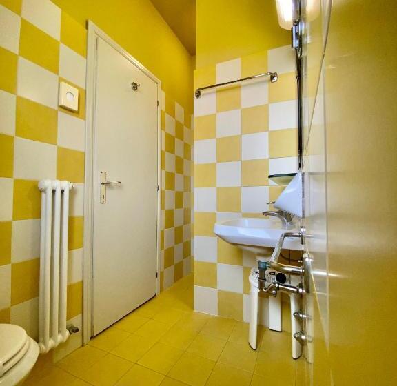 חדר סטנדרט לארבעה נוף לים, Trionfal