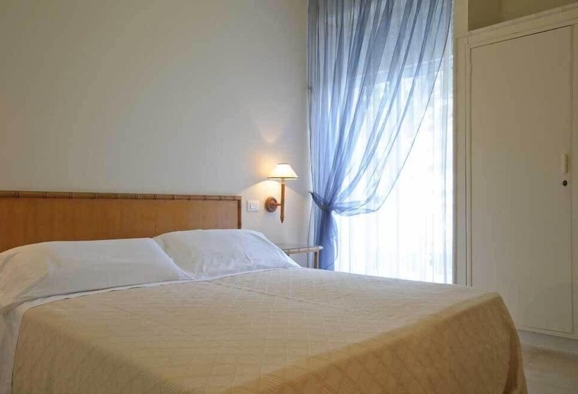 חדר סטנדרט, Trionfal