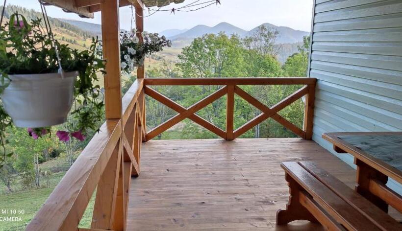 חדר סטנדרט לשלושה, Green House Panorama Karpat