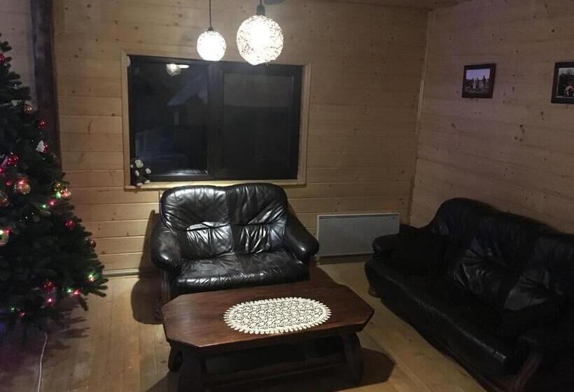 خانه 3 خوابه, Guest House Pid Dubom карпати під дубом