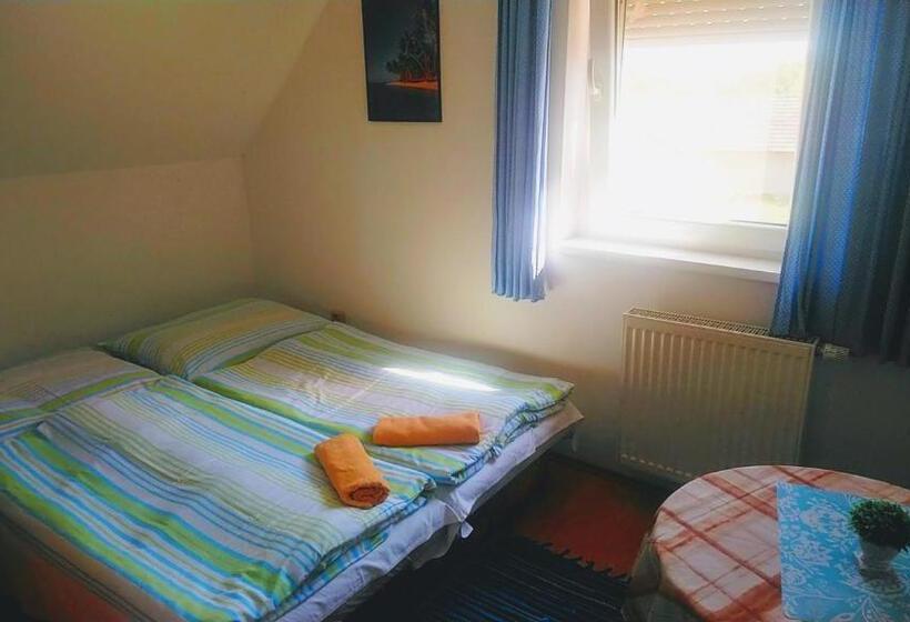 Номер Стандарт, Vila Nela