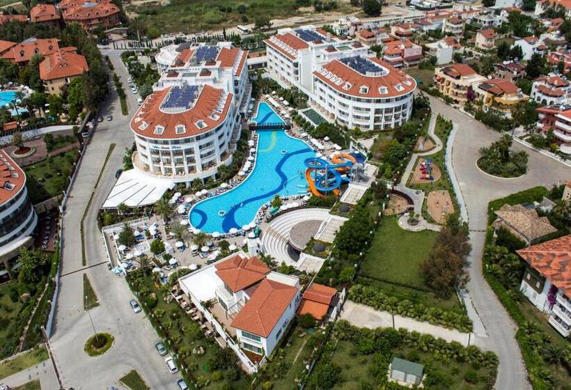 Номер Стандарт Вид на Сад, Alba Queen Hotel - Ultra All Inclusive