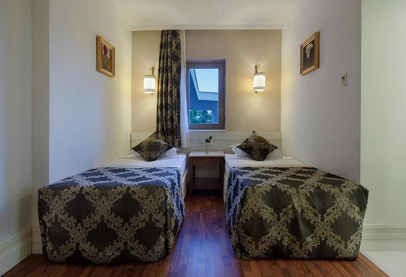 Номер Стандарт Вид на Сад, Alba Queen Hotel - Ultra All Inclusive