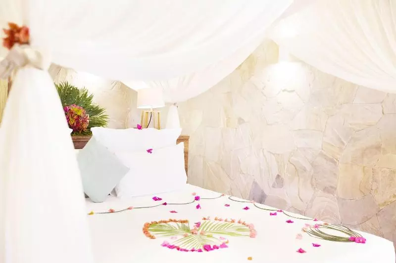 Superior Room with Terrace, Baan Karon Resort