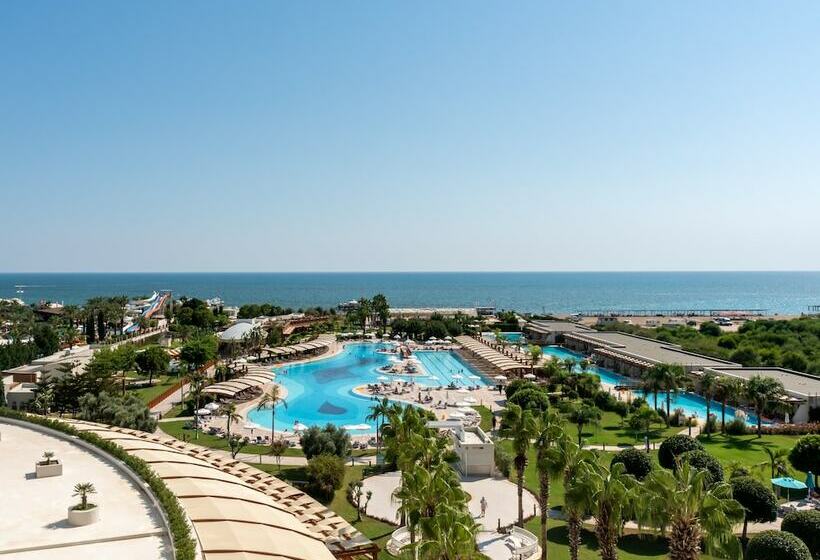 اتاق استاندارد با چشمانداز دریا, Baia Lara