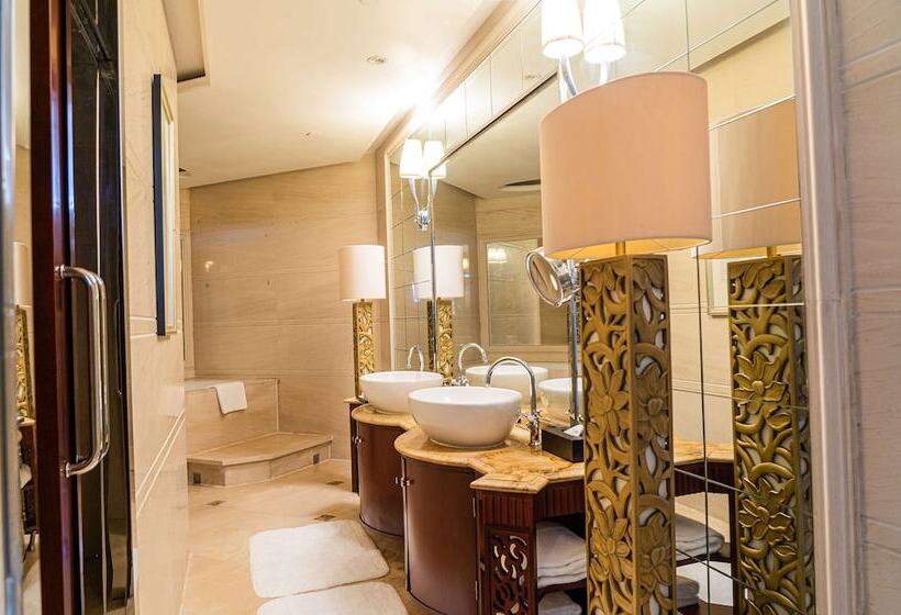 סוויטה אקזקיוטיב, Radisson Tianjin