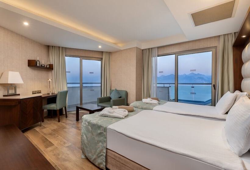 オーシャンビュースイート, Ramada Plaza Antalya
