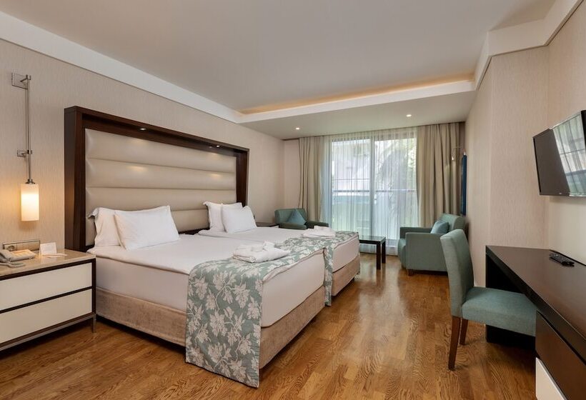 اتاق اکونومی, Ramada Plaza Antalya
