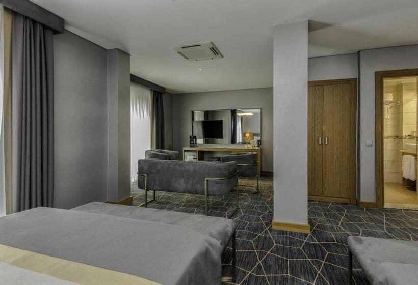 سوییت خانوادگی, Venera