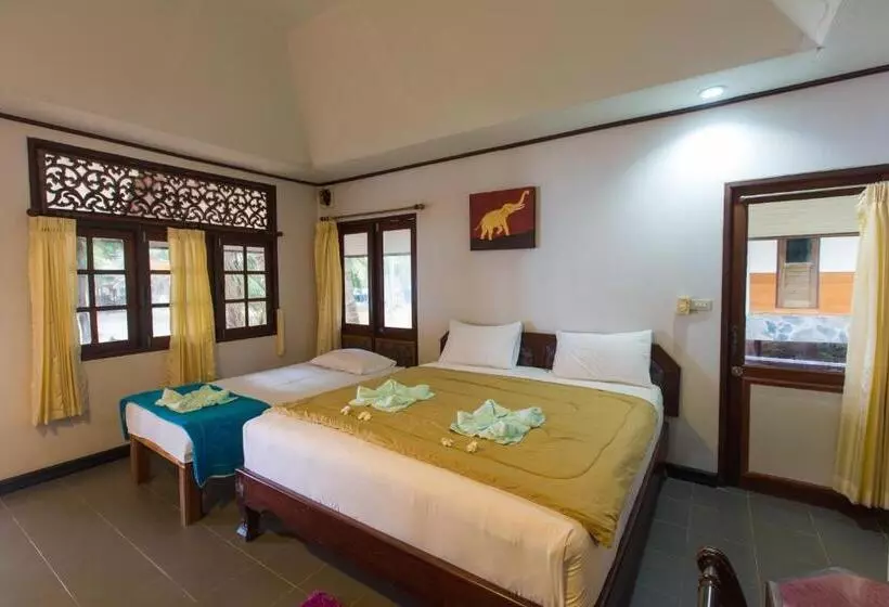 بانگلوی استاندارد, Koh Talu Island Resort