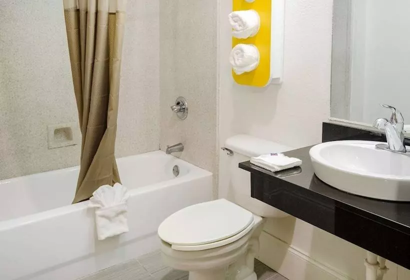 اتاق لوکس, Motel 6 mobile, Al