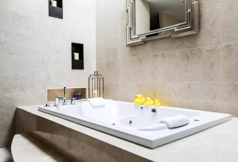 ویلای 2 خوابه, V Villas Hua Hin, Mgallery
