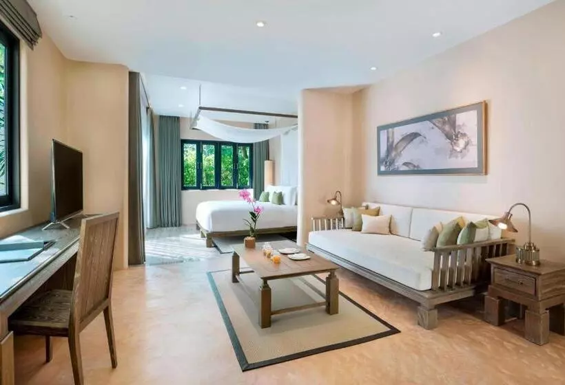 キングサイズベッドのスタンダードルーム, The Naka Island, A Luxury Collection Resort & Spa, Phuket
