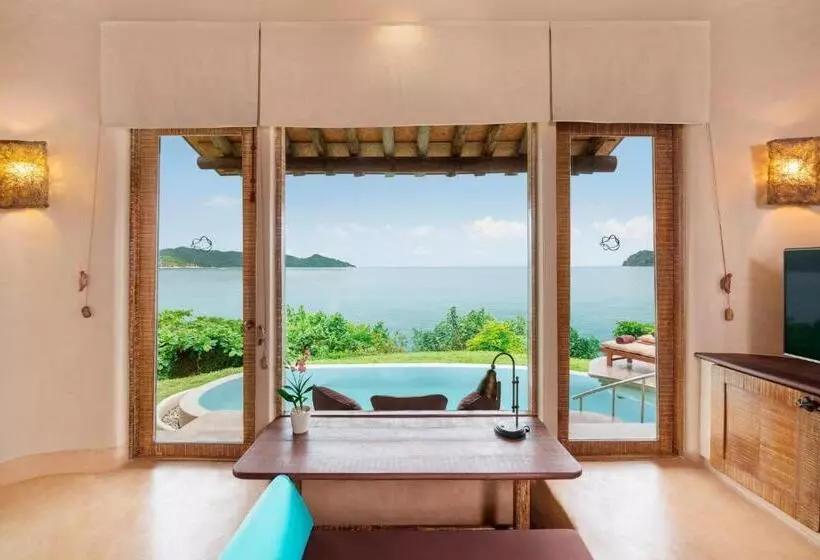 オーシャンビューの１ベッドルームビラ, The Naka Island, A Luxury Collection Resort & Spa, Phuket