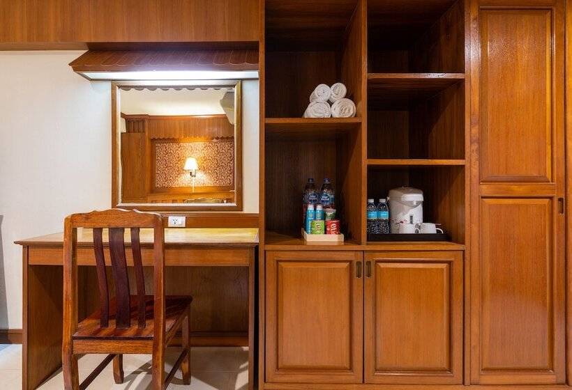 Quarto Deluxe, Tony Resort