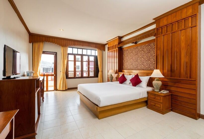 Quarto Deluxe Vista Piscina, Tony Resort