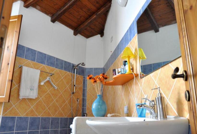 Standard room with outdoor bath, B&b Casacorì