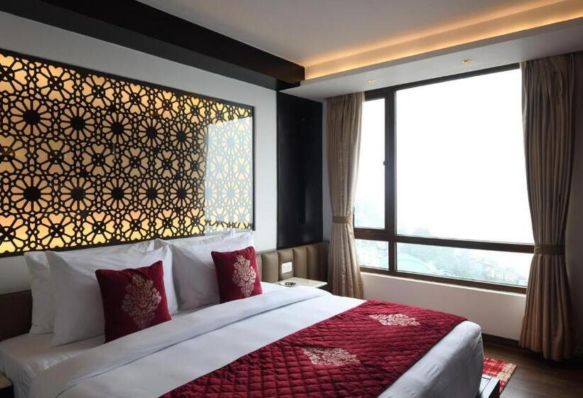 ロイヤルスイート, Ramada By Wyndham Gangtok Hotel & Casino Golden