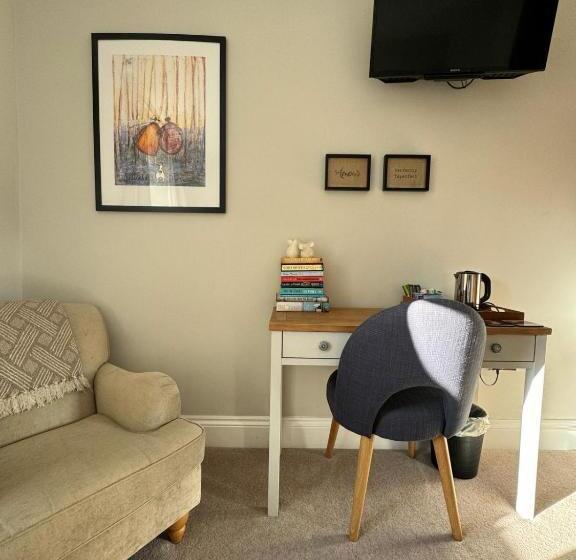 غرفة قياسية, The Hill B&b