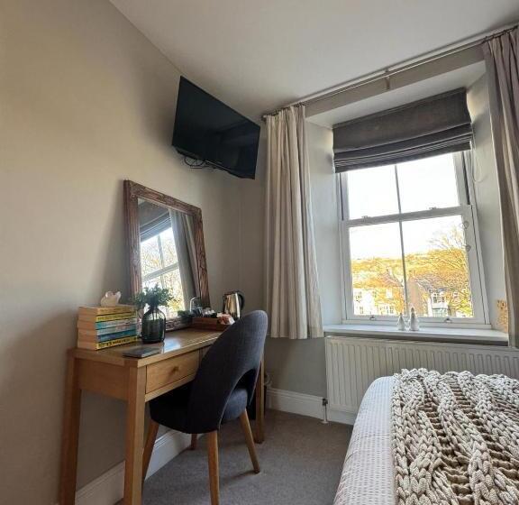 غرفة قياسية, The Hill B&b