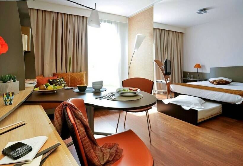 استودیوی استاندارد, Aparthotel Adagio Nantes Centre