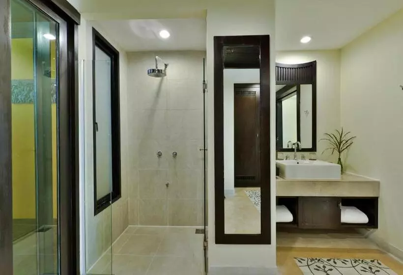 デラックスルーム, Bhu Nga Thani Resort & Villas Railay