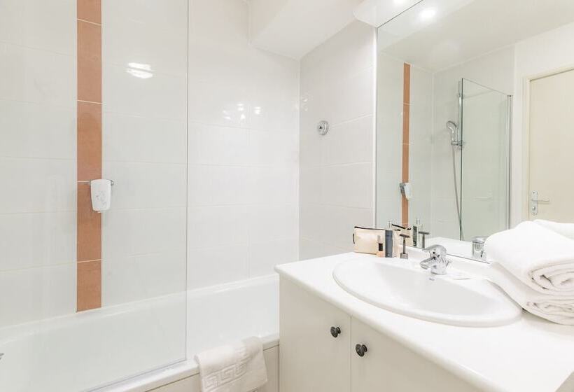 带1个卧室的公寓, Appart City Confort La Ciotat Cote Port