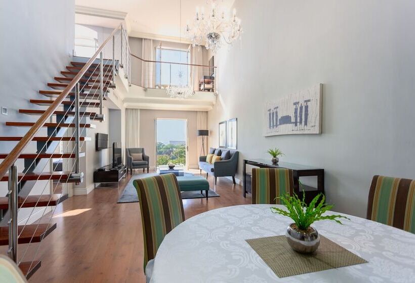 １ベッドルームペントハウスアパート, Cape Royale   Whosting