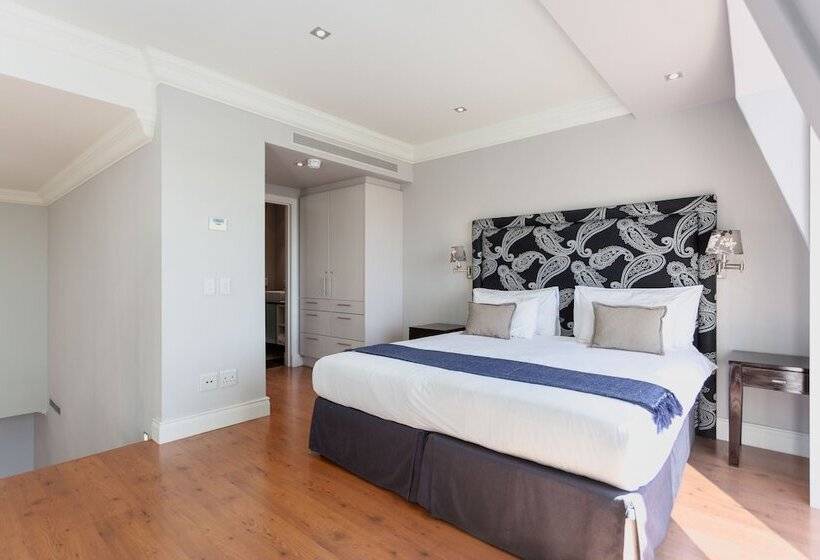 １ベッドルームペントハウスアパート, Cape Royale   Whosting