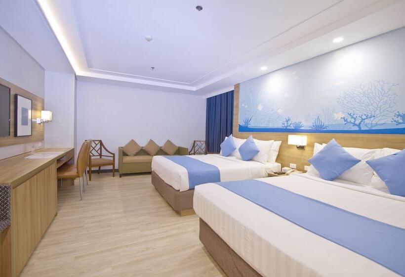 Люкс, Crown Regency Hotel Makati