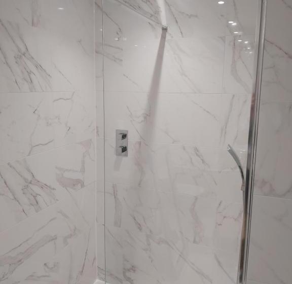 キングサイズベッドのデラックスルーム, Dean Park