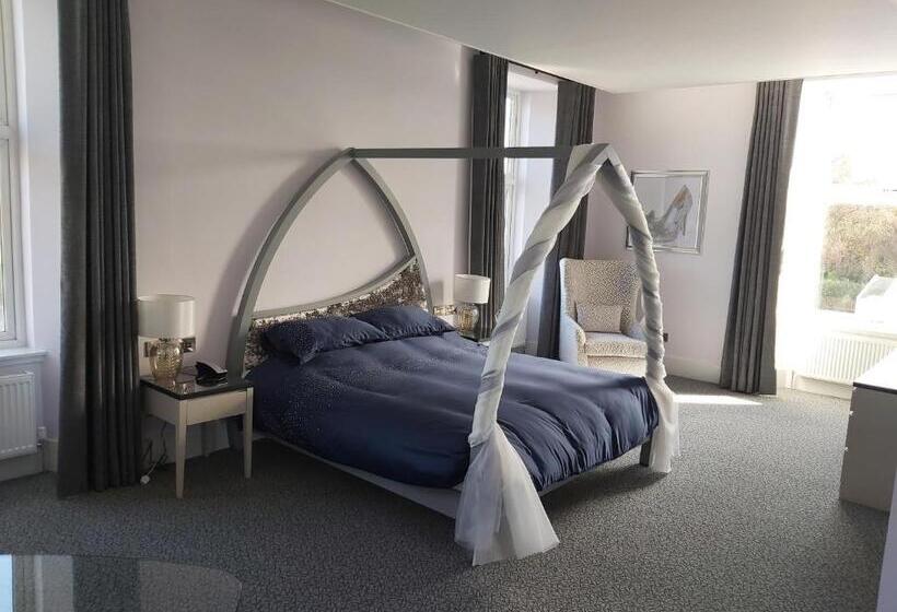 キングサイズベッドのデラックスルーム, Dean Park