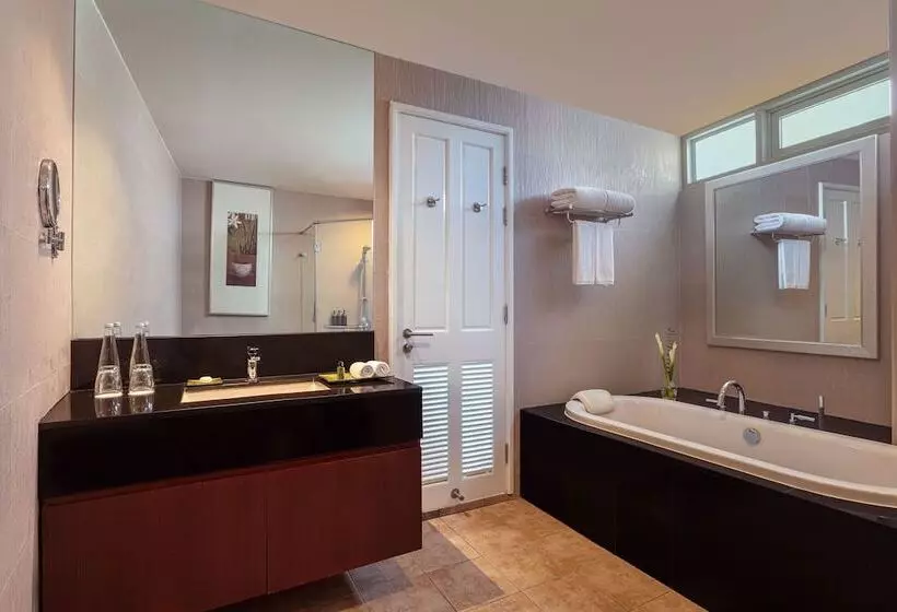 ２ベッドルームスーペリアスイート, Dusit Suites Hotel Ratchadamri, Bangkok