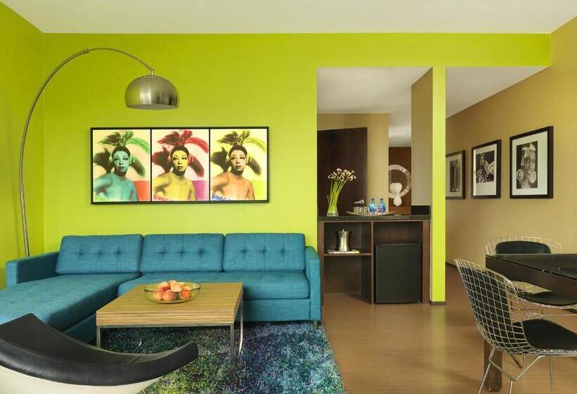 프리미엄 스위트, The Moonrise