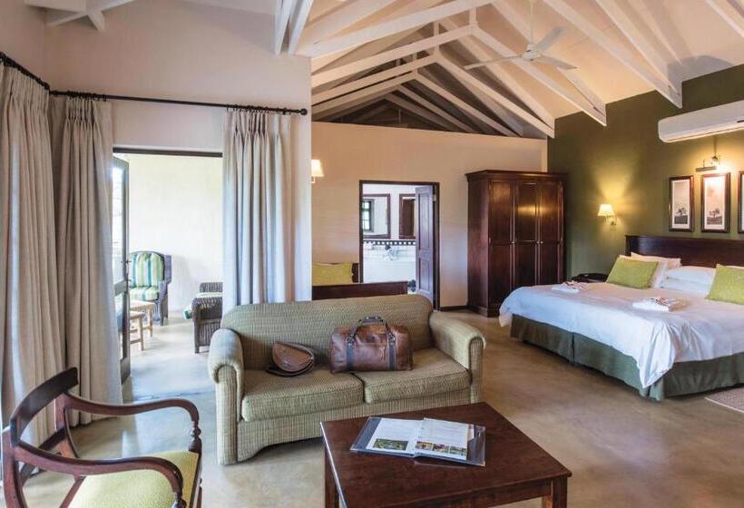 Семейный Номер, Perrys Bridge Hollow Boutique