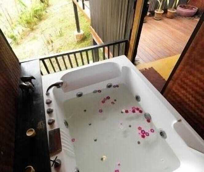 Номер Deluxe, Phunacome Resort