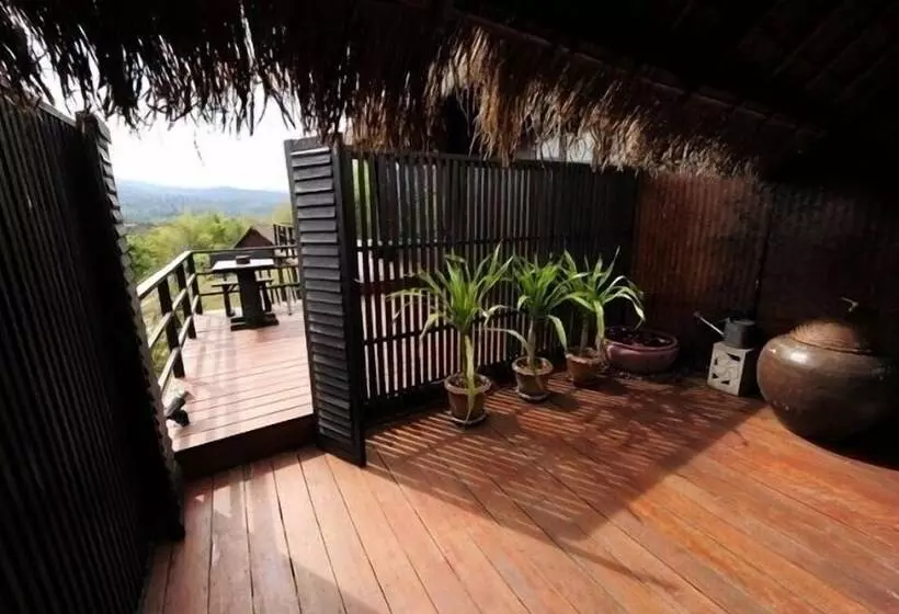 اتاق لوکس, Phunacome Resort