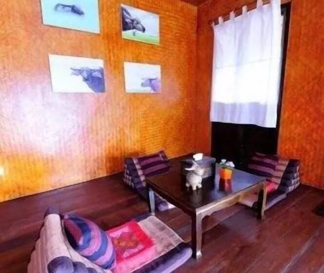اتاق لوکس, Phunacome Resort