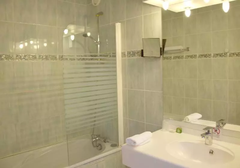 اتاق لوکس, Phunacome Resort