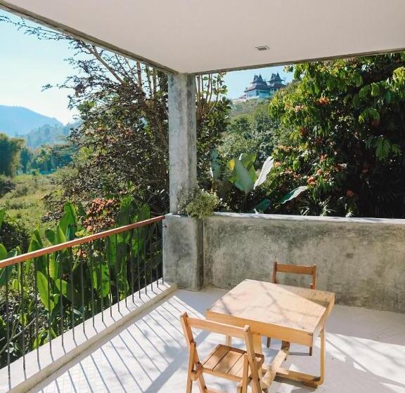 Люкс, Proud Phu Fah Maerim Resort