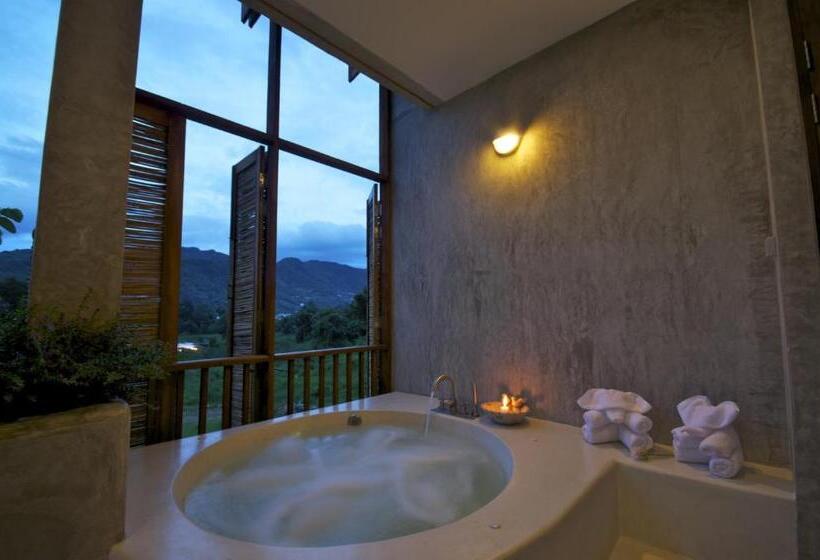 Люкс Вид на Горы, Proud Phu Fah Maerim Resort