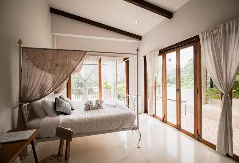 Deluxe Suite King Bed, Proud Phu Fah Maerim Resort
