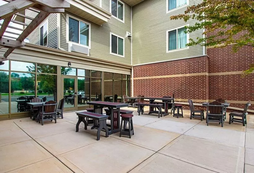 スイート, Sleep Inn & Suites Madison   Monona
