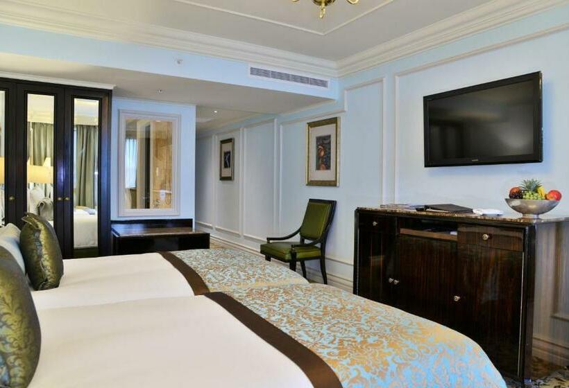 חדר קלאב, Taj Cape Town