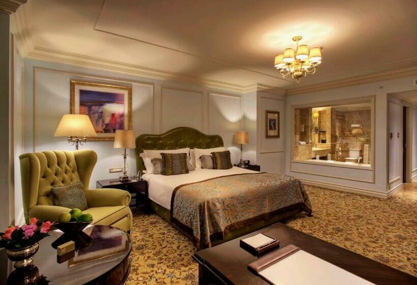 اتاق لوکس با تخت بزرگ, Taj Cape Town